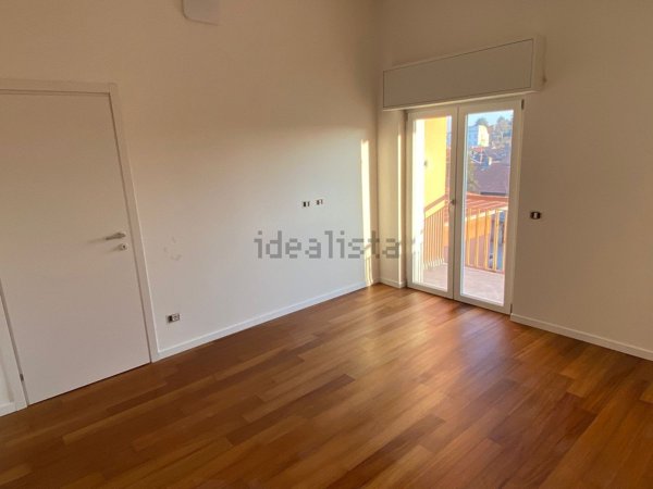appartamento in vendita a Lonate Ceppino