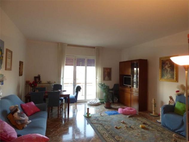 appartamento in vendita a Lonate Ceppino
