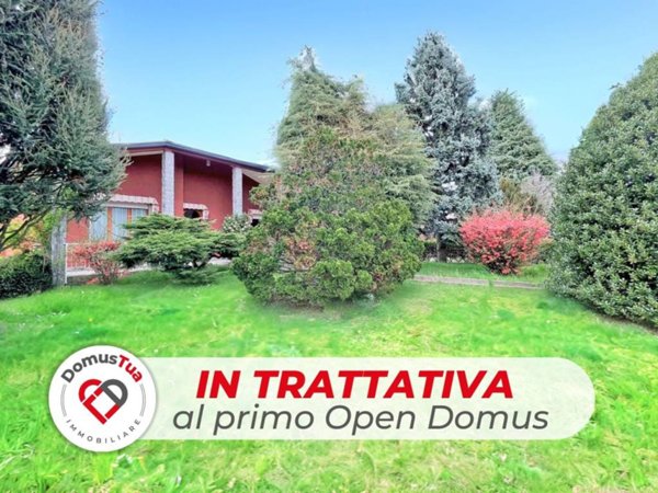 casa indipendente in vendita a Lonate Ceppino