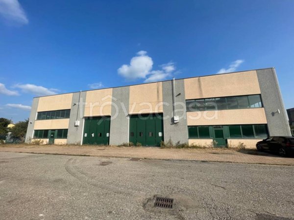 villa in vendita a Lonate Ceppino