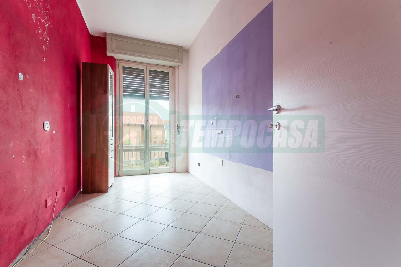 appartamento in vendita a Lonate Ceppino
