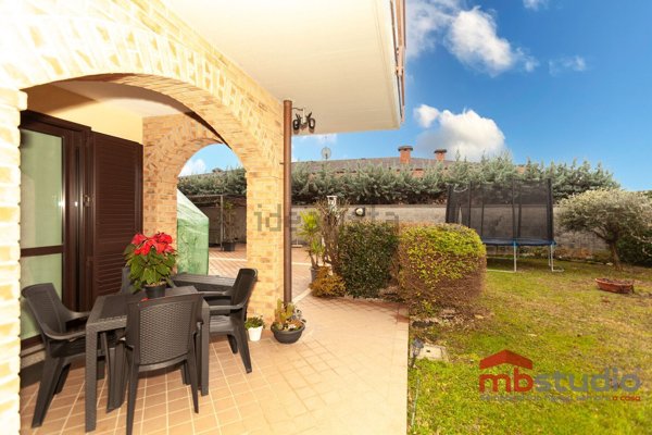 appartamento in vendita a Lonate Ceppino