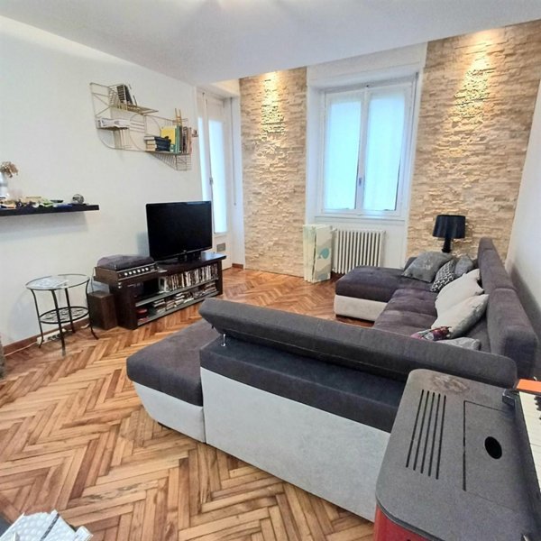 appartamento in vendita a Lonate Ceppino