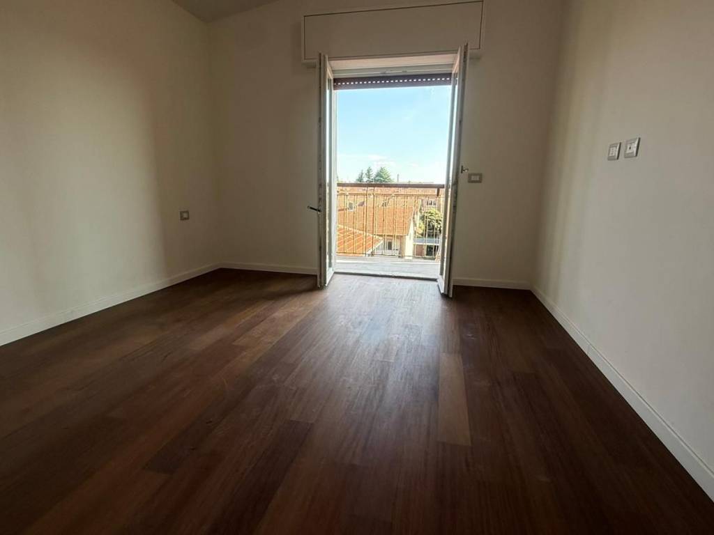 appartamento in vendita a Lonate Ceppino