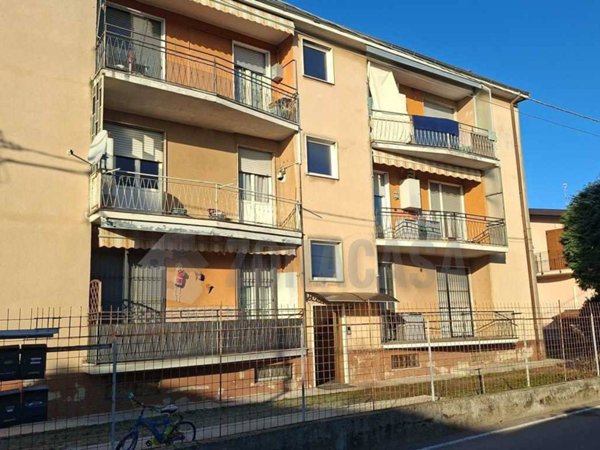 appartamento in vendita a Lonate Ceppino
