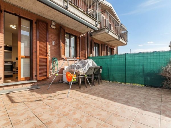 casa indipendente in vendita a Lonate Ceppino