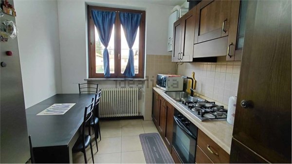 appartamento in vendita a Lonate Ceppino