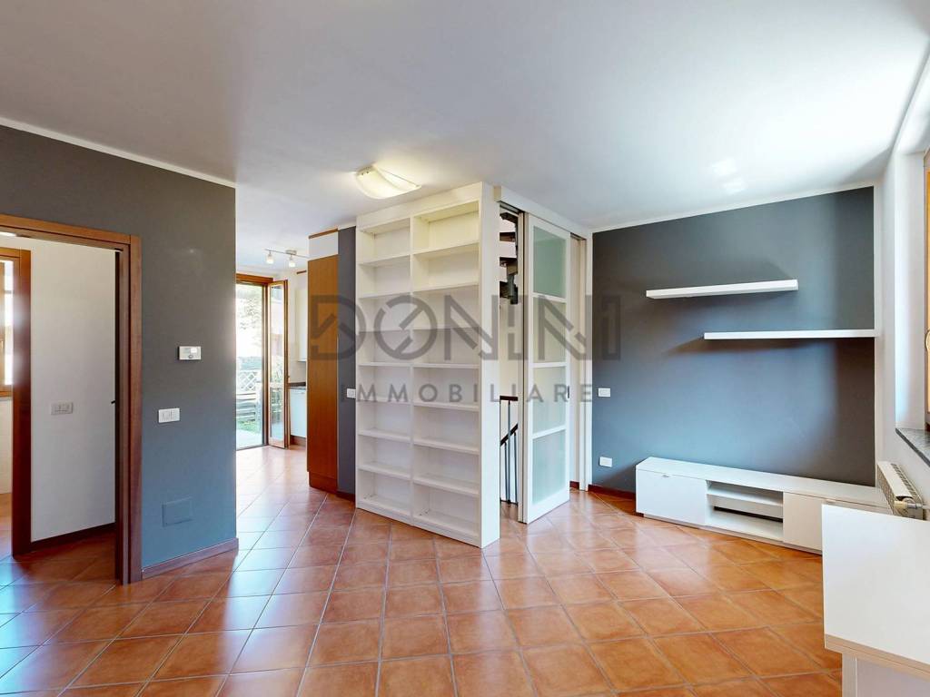 casa indipendente in vendita a Lonate Ceppino