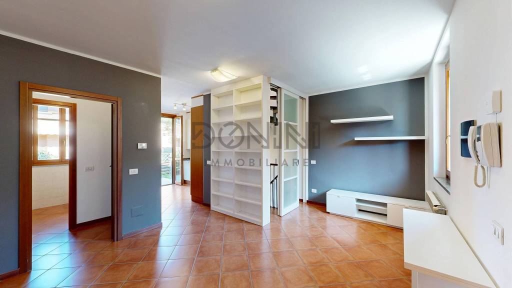 casa indipendente in vendita a Lonate Ceppino