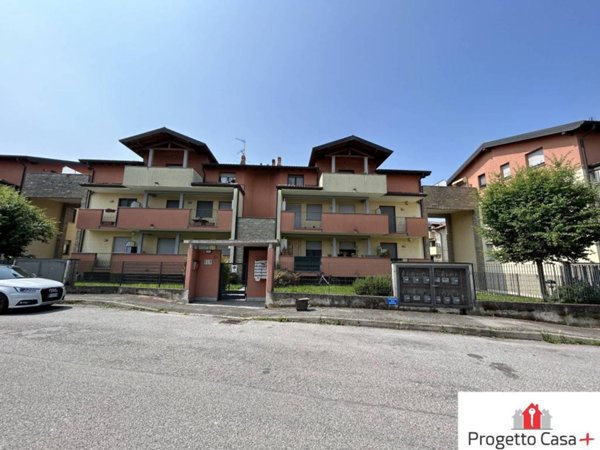 appartamento in vendita a Lonate Pozzolo