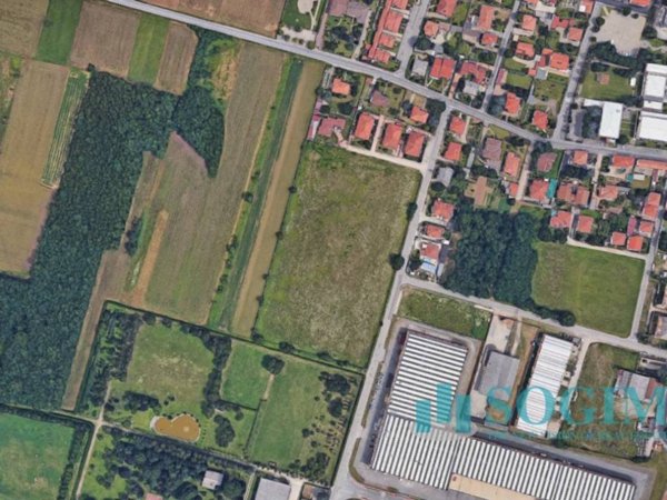 terreno edificabile in vendita a Lonate Pozzolo