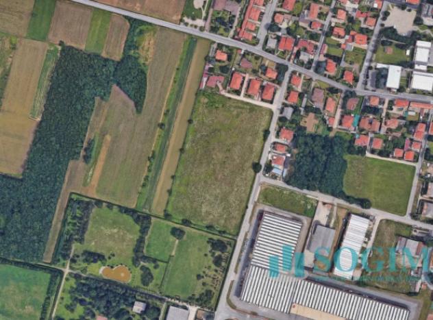 terreno edificabile in vendita a Lonate Pozzolo