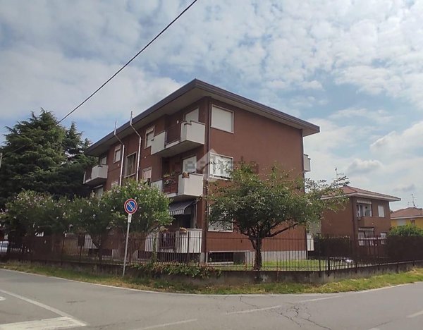 appartamento in vendita a Lonate Pozzolo