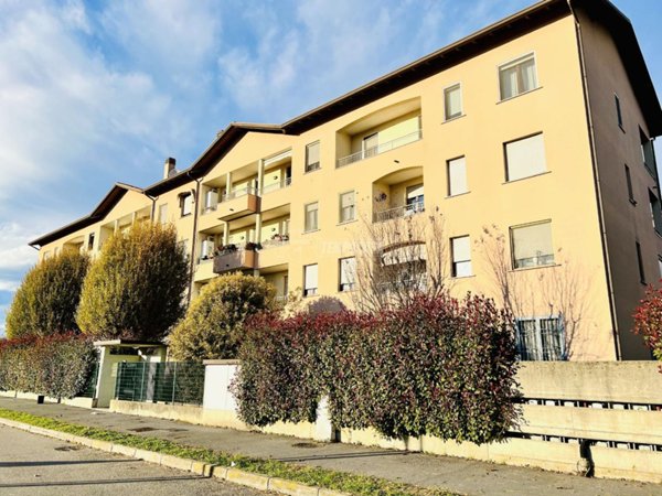 appartamento in vendita a Lonate Pozzolo