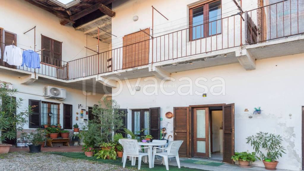 appartamento in vendita a Lonate Pozzolo