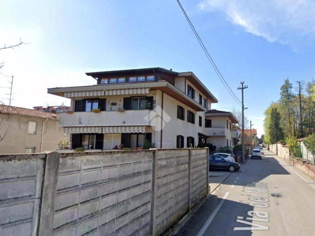 appartamento in vendita a Lonate Pozzolo
