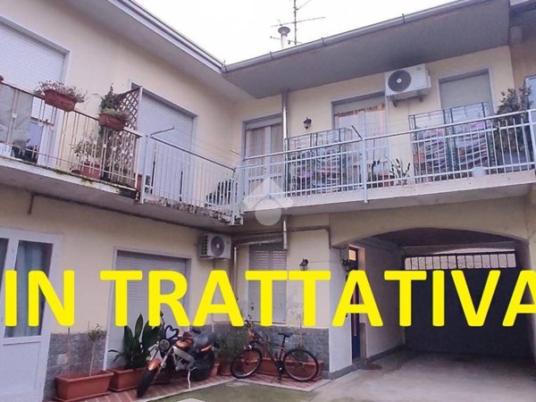 casa indipendente in vendita a Lonate Pozzolo
