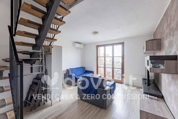 appartamento in vendita a Lonate Pozzolo in zona Sant'Antonino Ticino