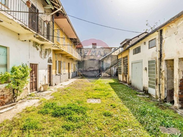 appartamento in vendita a Lonate Pozzolo