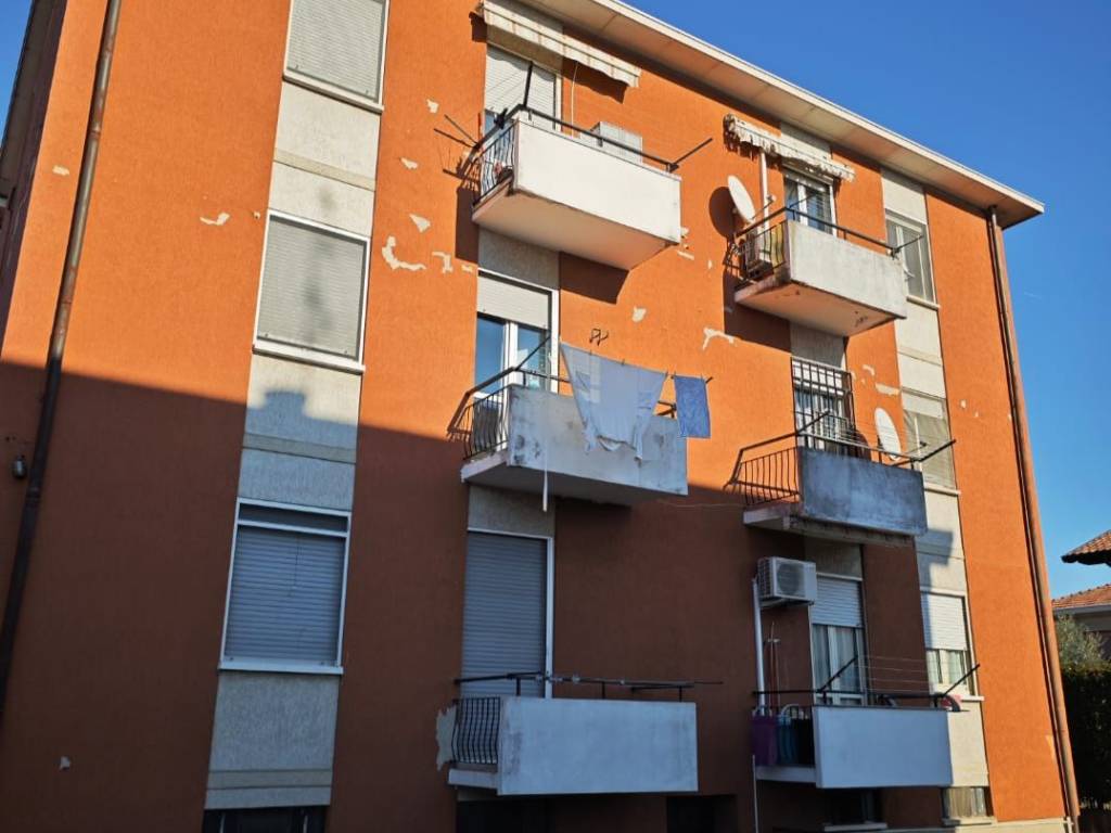 appartamento in vendita a Lonate Pozzolo