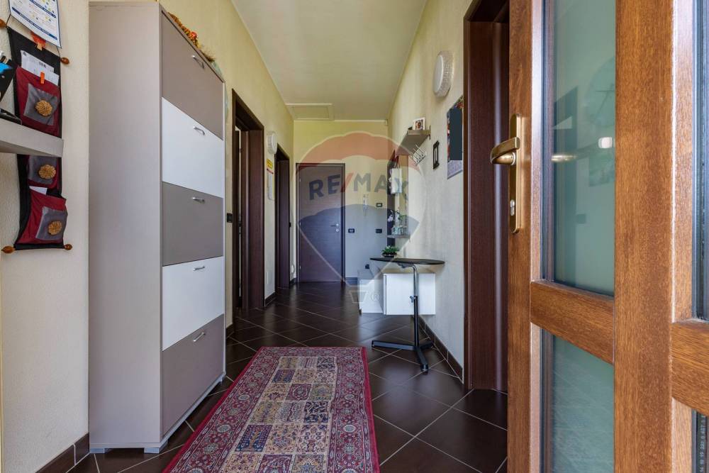 casa indipendente in vendita a Lonate Pozzolo