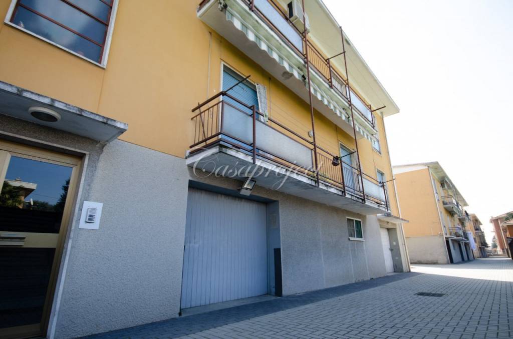 appartamento in vendita a Lonate Pozzolo