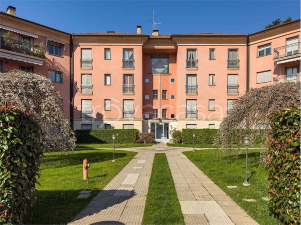 appartamento in vendita a Lonate Pozzolo