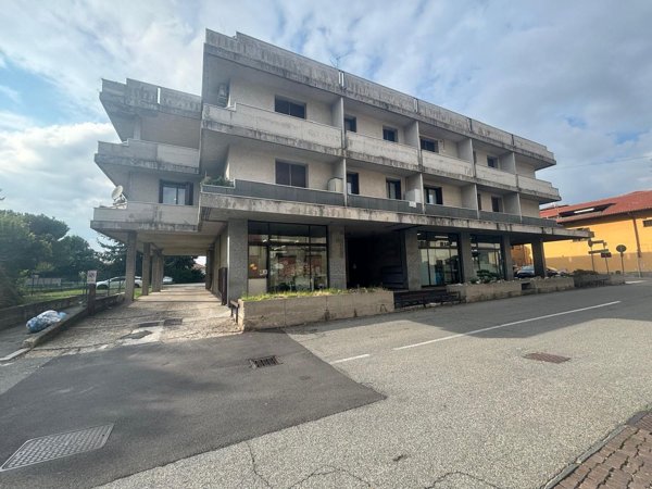appartamento in vendita a Lonate Pozzolo