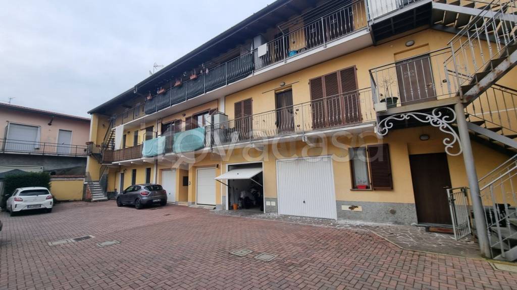 appartamento in vendita a Lonate Pozzolo