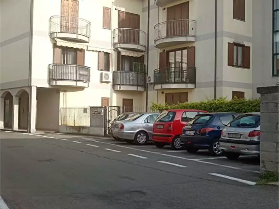 appartamento in vendita a Lonate Pozzolo