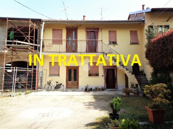 casa indipendente in vendita a Lonate Pozzolo
