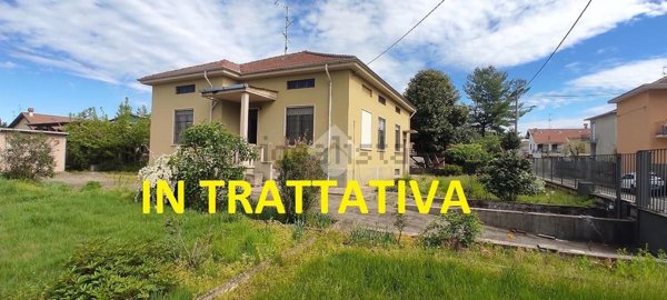quadrivano in vendita a Lonate Pozzolo