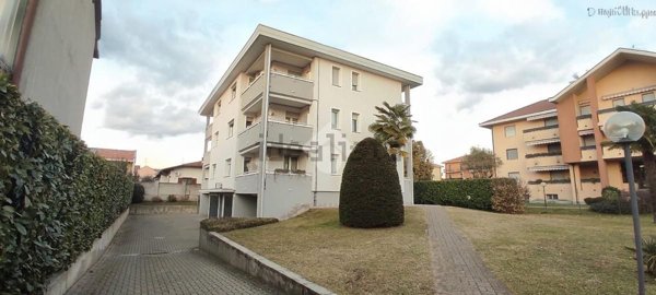 appartamento in vendita a Lonate Pozzolo