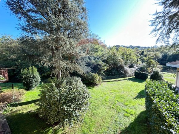 casa indipendente in vendita a Lonate Pozzolo