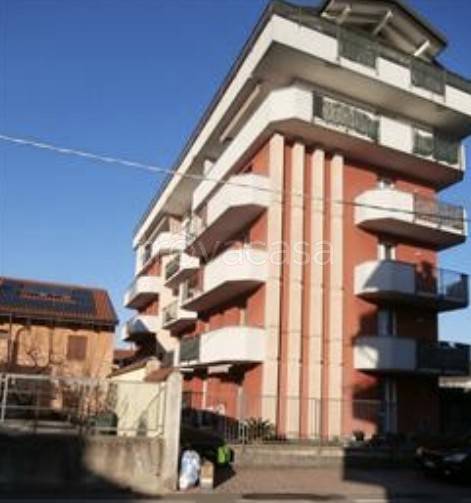 appartamento in vendita a Lonate Pozzolo