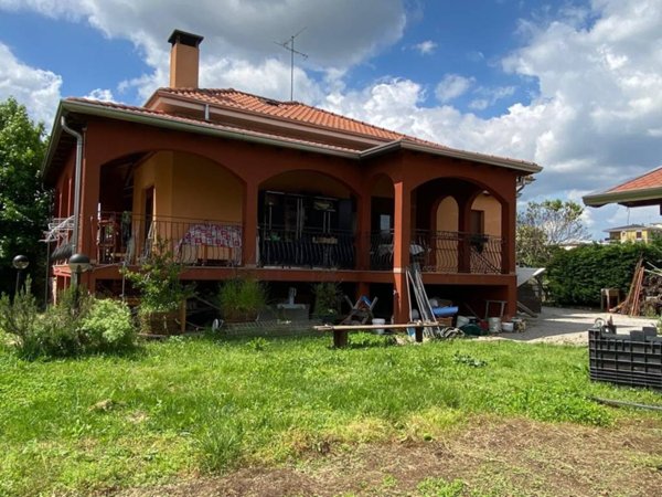 appartamento in vendita a Lonate Pozzolo