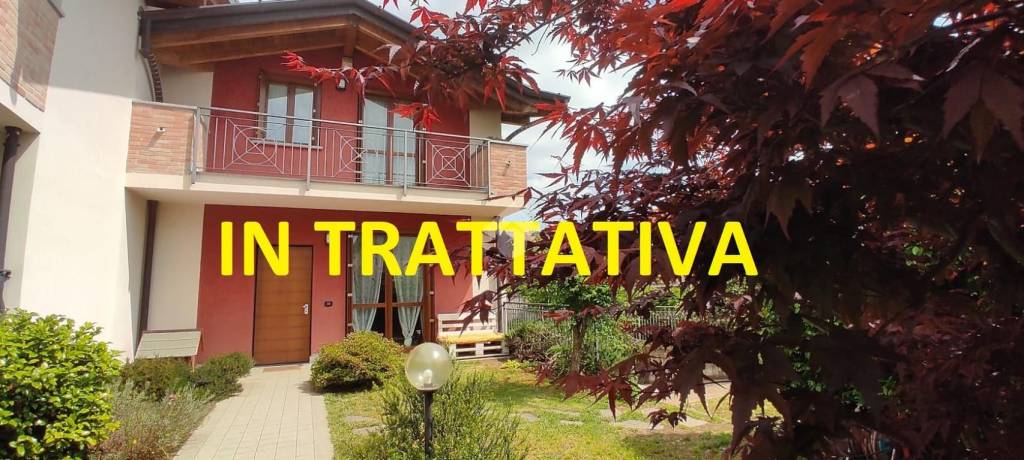 casa indipendente in vendita a Lonate Pozzolo