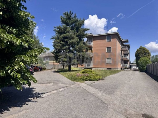 appartamento in vendita a Lonate Pozzolo
