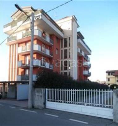 appartamento in vendita a Lonate Pozzolo