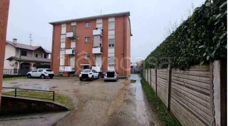 appartamento in vendita a Lonate Pozzolo