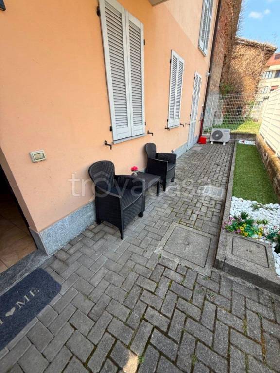 appartamento in vendita a Lonate Pozzolo