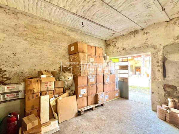 casa indipendente in vendita a Lonate Pozzolo