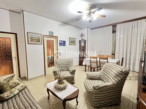appartamento in vendita a Lonate Pozzolo