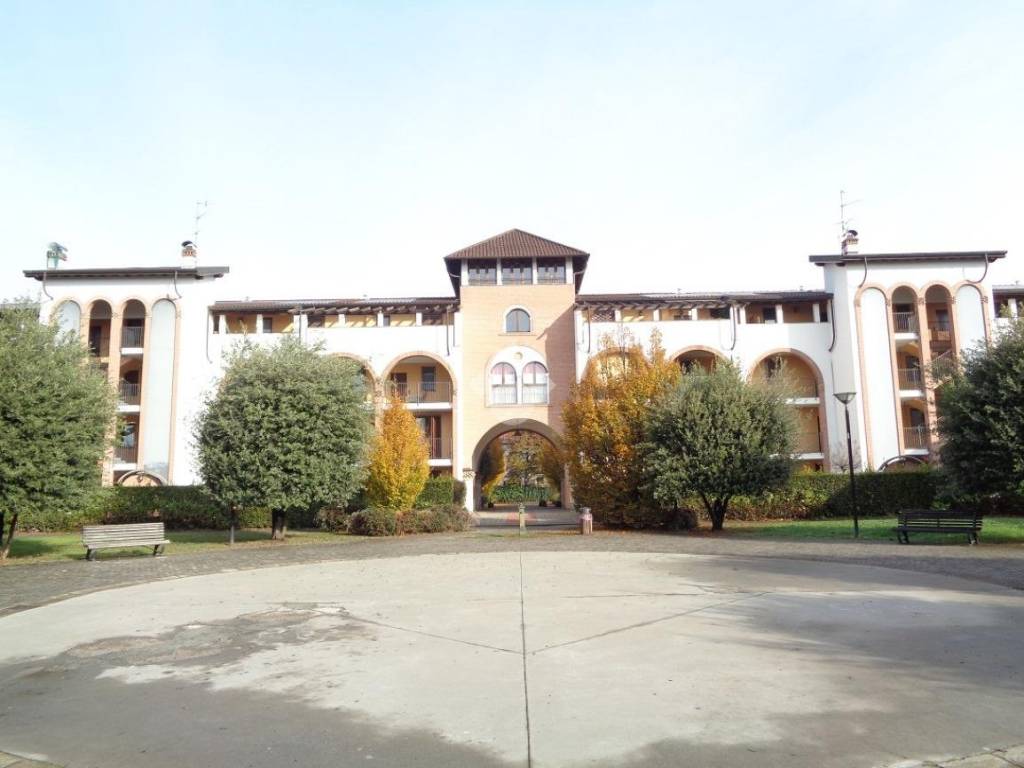 appartamento in vendita a Lonate Pozzolo