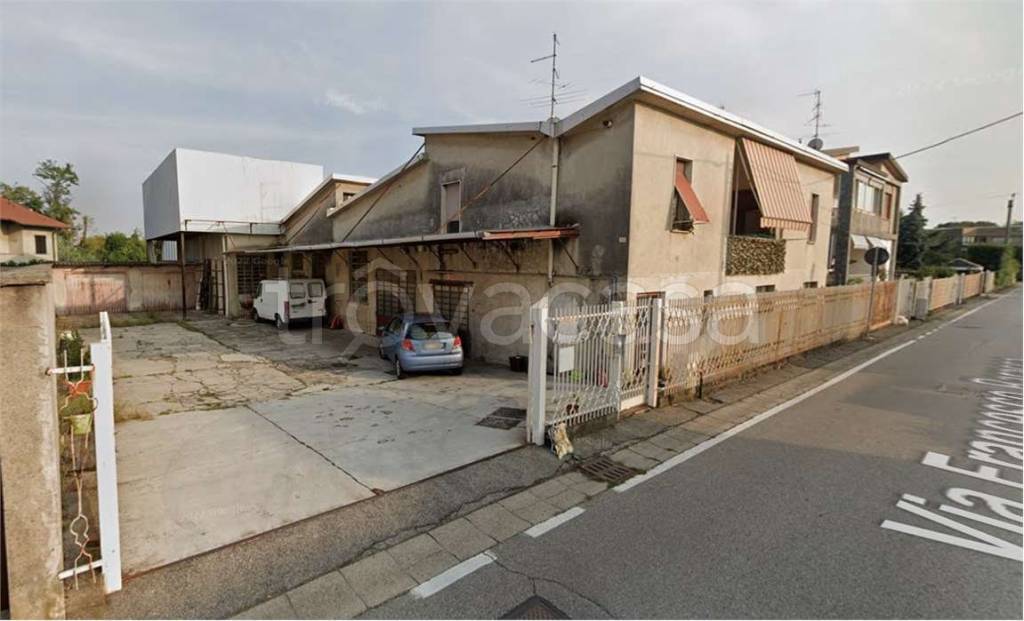 appartamento in vendita a Lonate Pozzolo