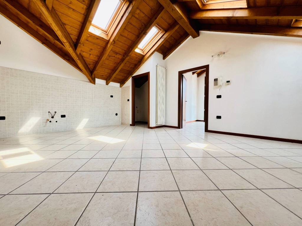 appartamento in vendita a Lonate Pozzolo