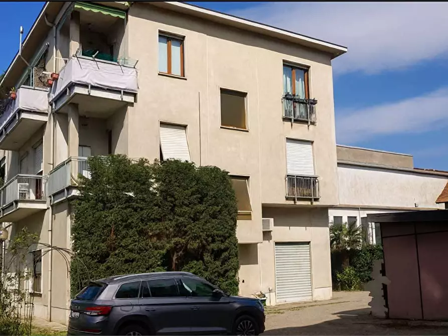 appartamento in vendita a Lonate Pozzolo