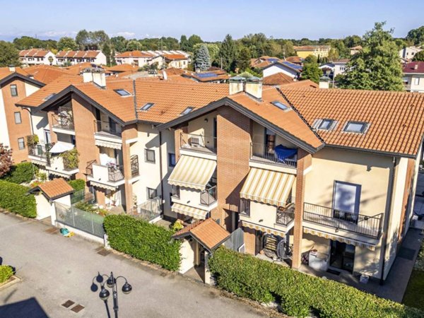 appartamento in vendita a Lonate Pozzolo