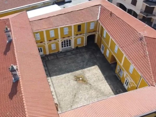 villa in vendita a Lonate Pozzolo