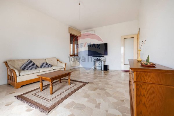 appartamento in vendita a Lonate Pozzolo